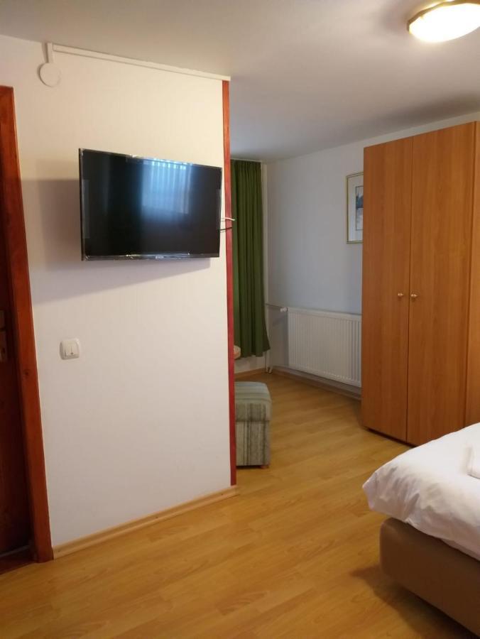 Hotel Rapsodia Muntilor Statiunea Climaterica Sambata Zewnętrze zdjęcie